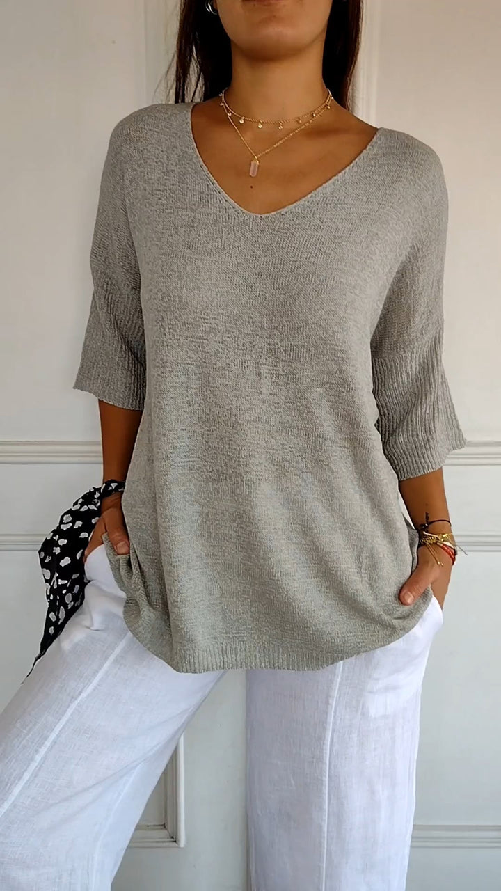 Comfy v-neck pullover blouse for women, relaxed fit long sleeve casual top