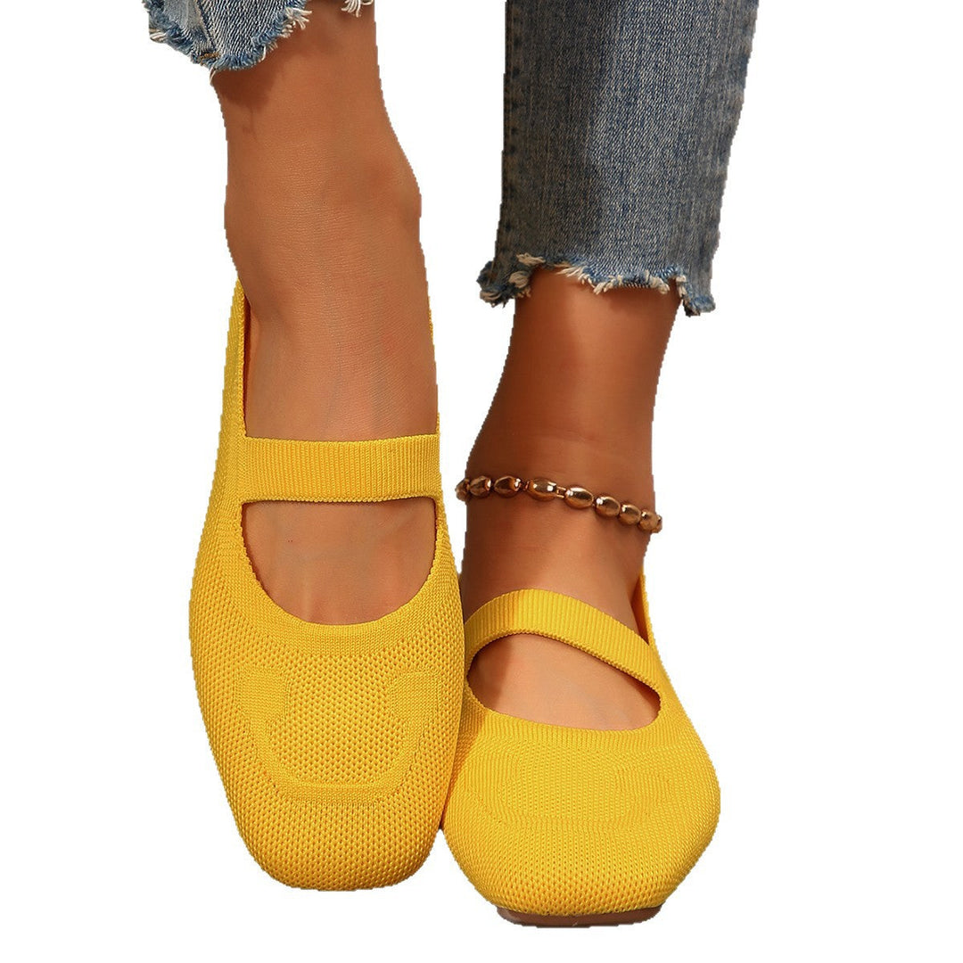 Soft, comfortable women's ballet flats with an adjustable Mary Jane strap, great for all-day casual wear.