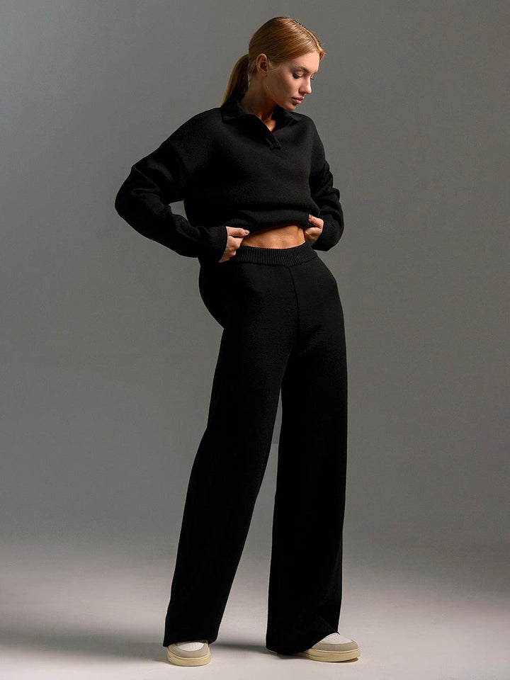 Stylish women's collared two-piece set, perfect for lounging or casual wear, soft and comfortable
