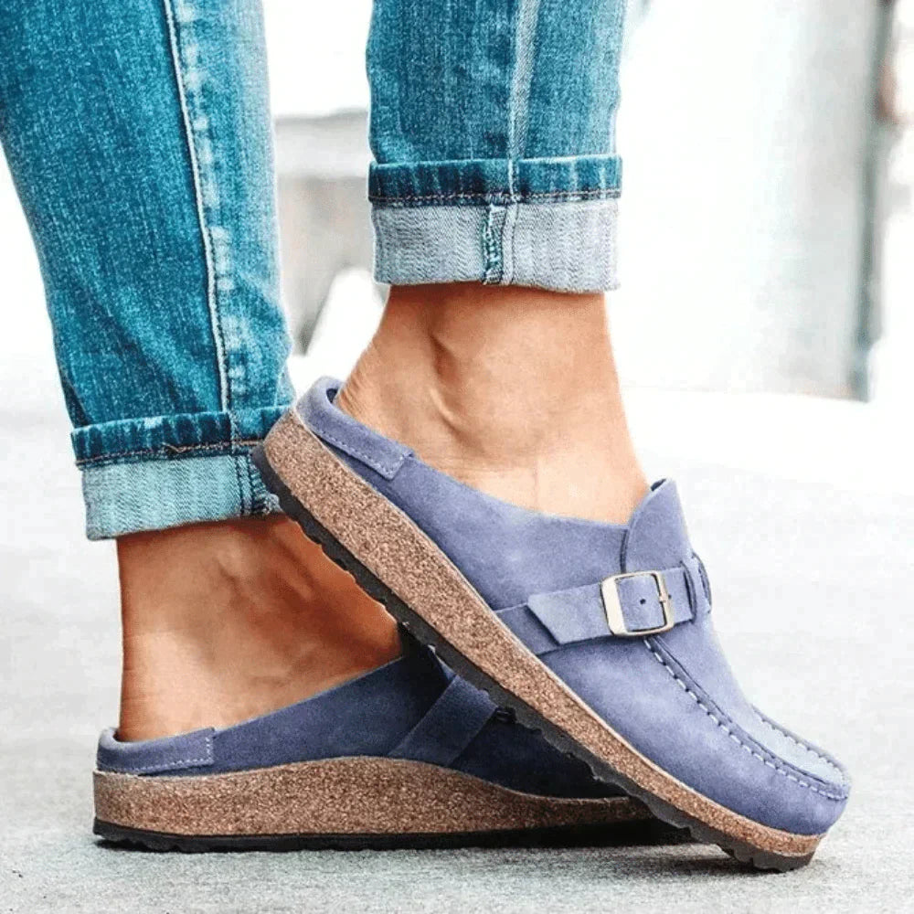 Casual chic women's slip-on loafers, perfect for effortless spring style, blending comfort & trend.