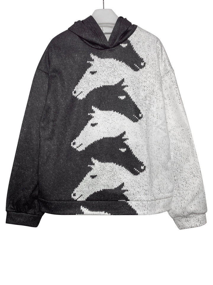Comfortable women's long-sleeve hoodie, featuring an animal print horse design for casual style.