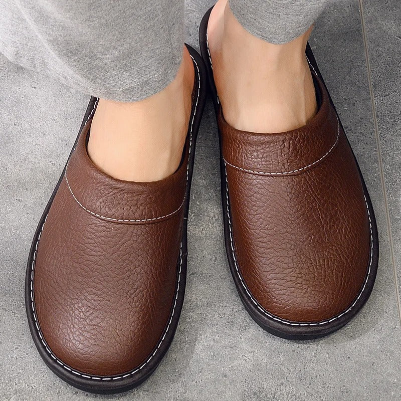 Stylish women's relaxation slippers, soft and cozy for everyday comfort at home.