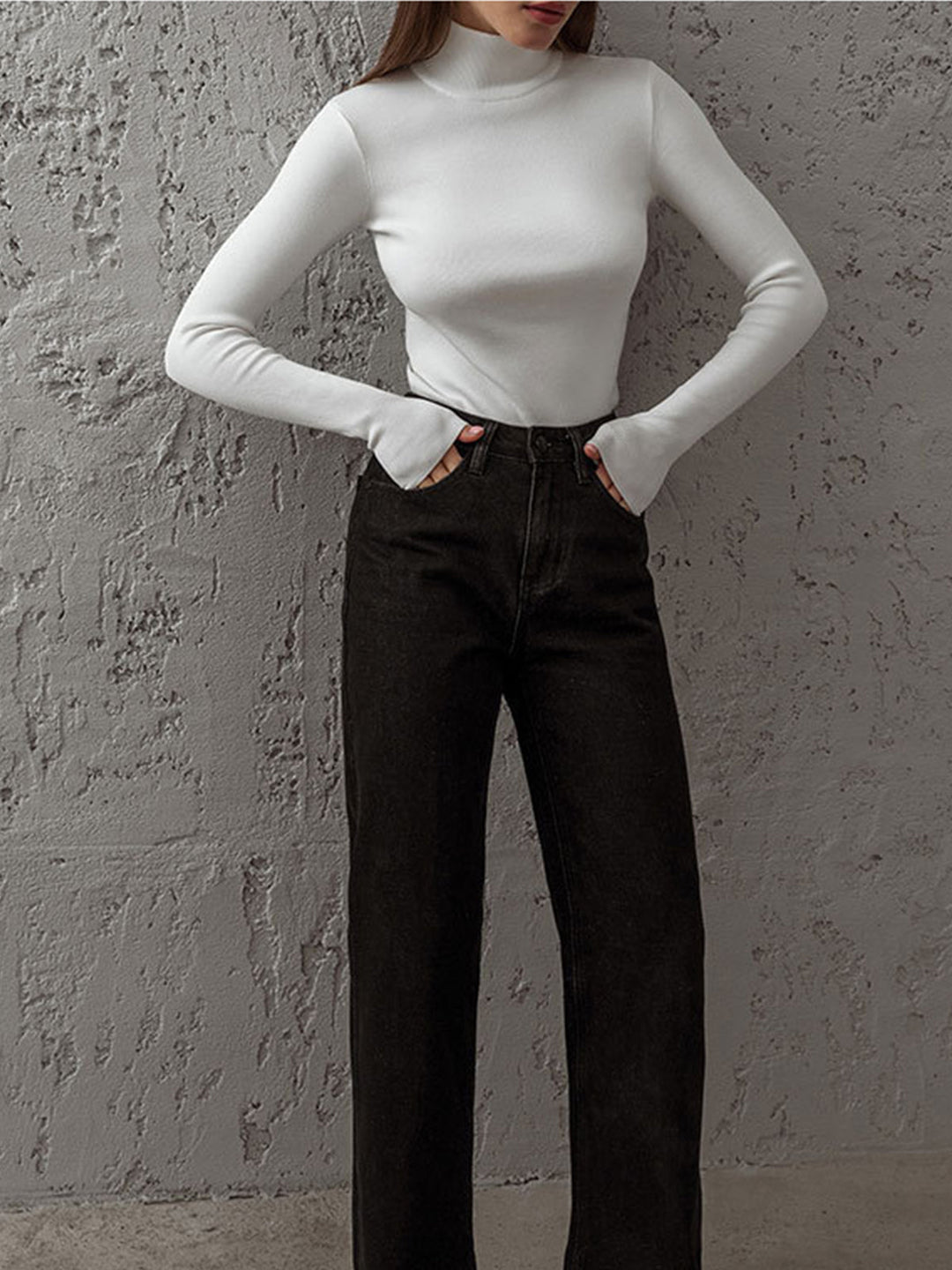Everyday women's mock neck, designed for comfort and versatility in spring fashion