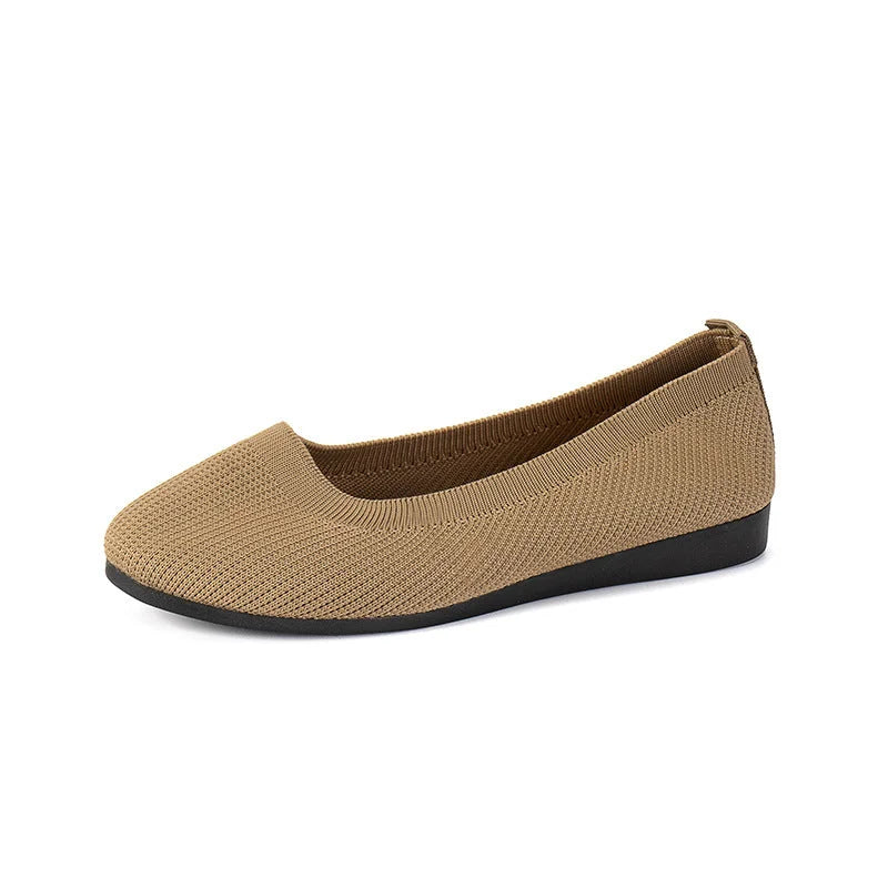 Durable women's slip-on ballerina flats, flexible for everyday adventures & comfort.