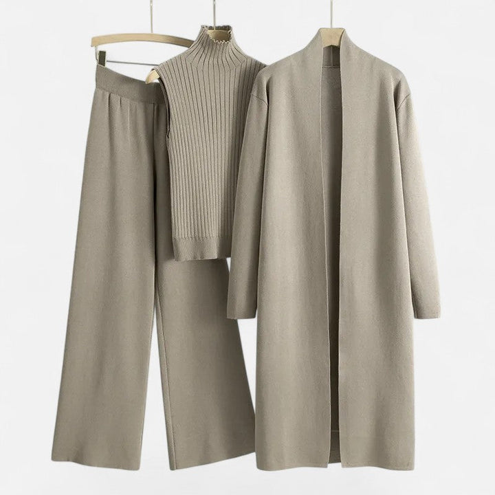 Women's cozy knit 3-piece set: vest, long cardigan & wide-leg trousers. Autumn/winter comfort.