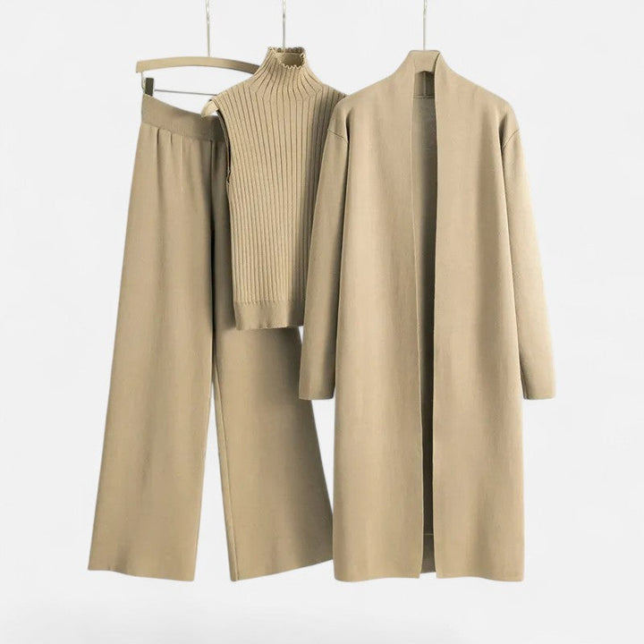 Everyday women's knit 3-piece outfit: practical vest, casual cardigan & comfy wide-leg trousers. Versatile.
