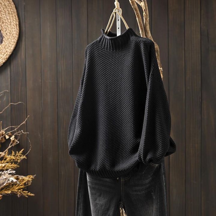 Soft women's long sleeve knitwear with round neck, ideal casual wear for winter fashion.