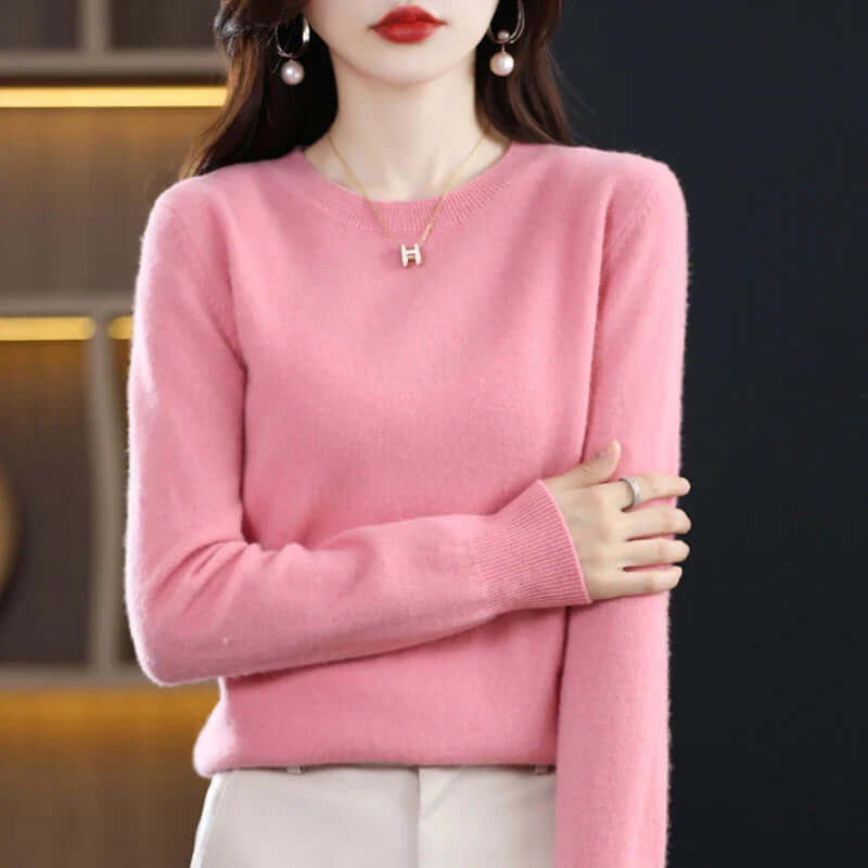 Stylish women's round-neck sweater, perfect for casual elegant winter wear.