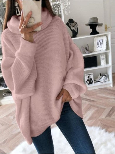 Stylish oversized women's turtleneck sweater in a warm knit, providing ultimate comfort for fall and winter.