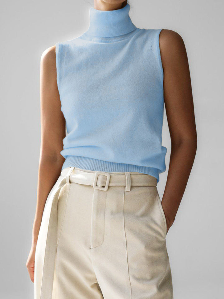 Versatile women's turtleneck pullover, a cozy long sleeve knit sweater for fall and winter fashion.