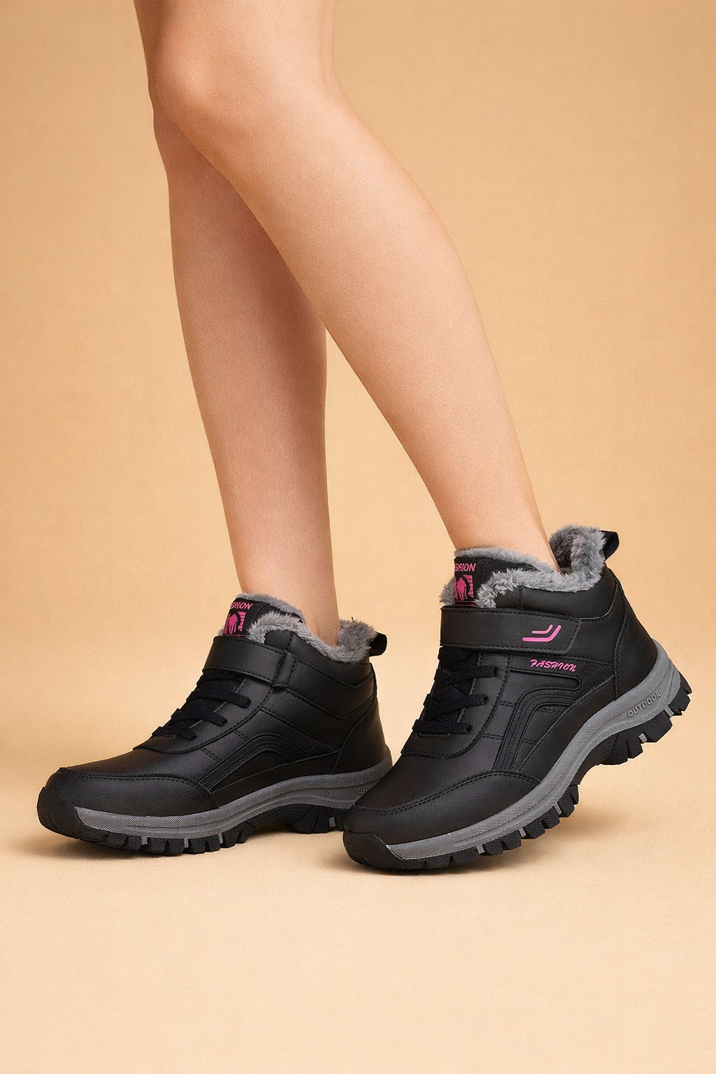 Durable women's waterproof snow boots, ideal for outdoor adventures & casual winter wear. Keeps feet warm & dry.