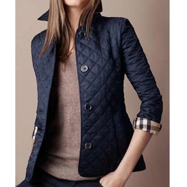 Stylish women's lightweight diamond quilted jacket, great for casual wear and transitional fall fashion