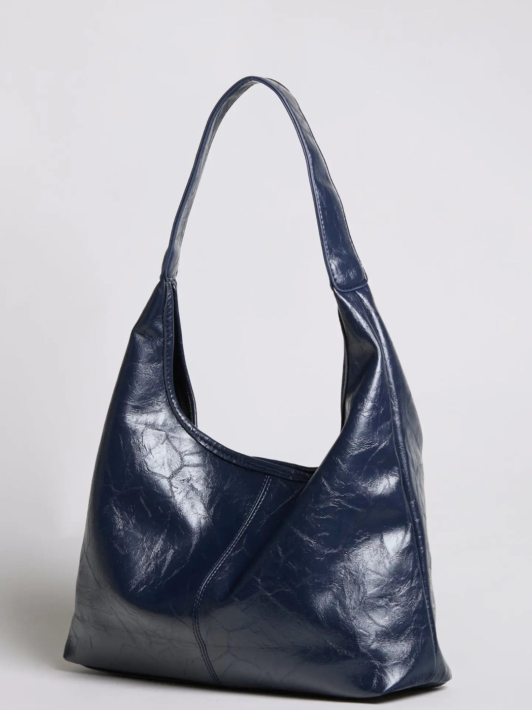 Soft distressed leather tote, a comfortable women's shoulder bag experience
