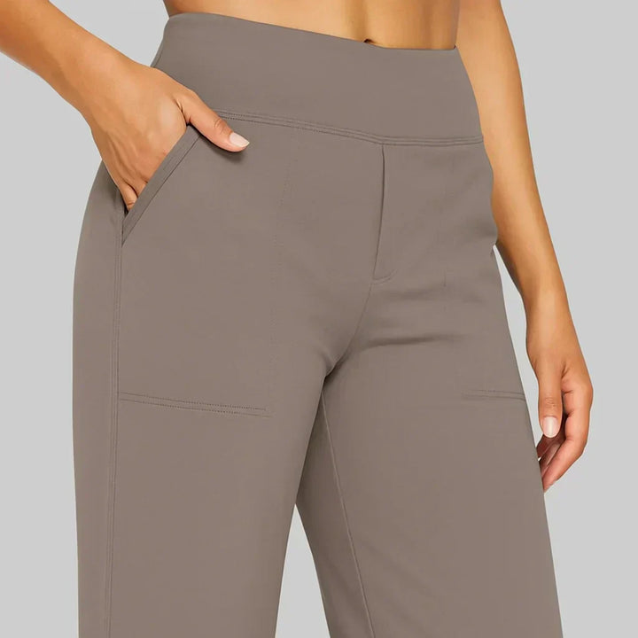 Versatile women's elegant straight leg jersey pants, perfect for comfort and sophisticated casual wear.