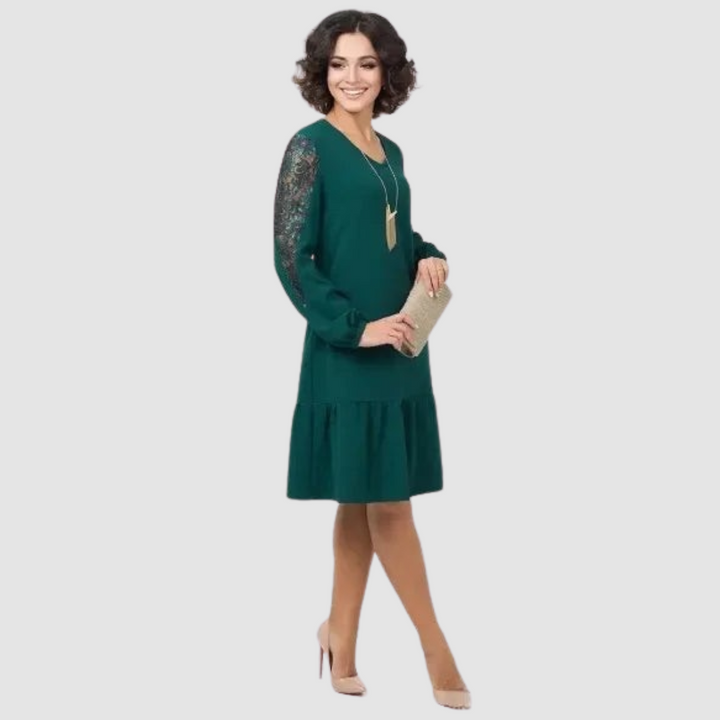 Casual yet chic women's midi shift dress with delicate lace sleeves, ideal for versatile fall fashion.