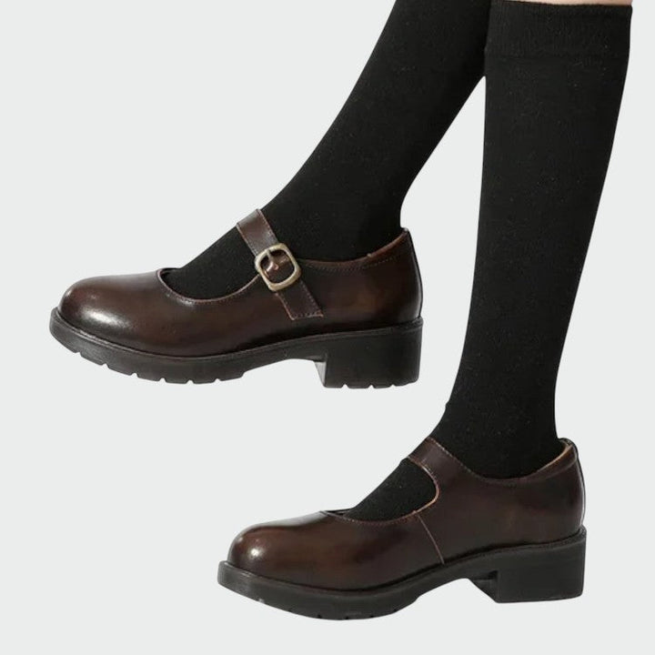 Soft leather Mary Jane women's shoes with a sturdy block heel, perfect for elegant and comfortable styling.