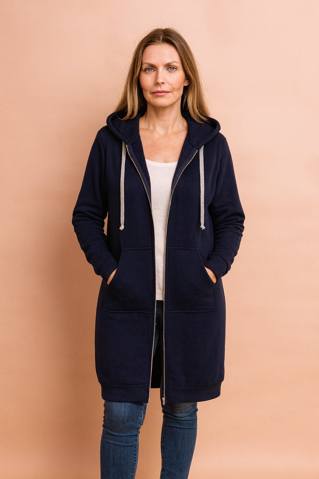 Casual women's long sweater, comfortable and stylish for everyday wear.