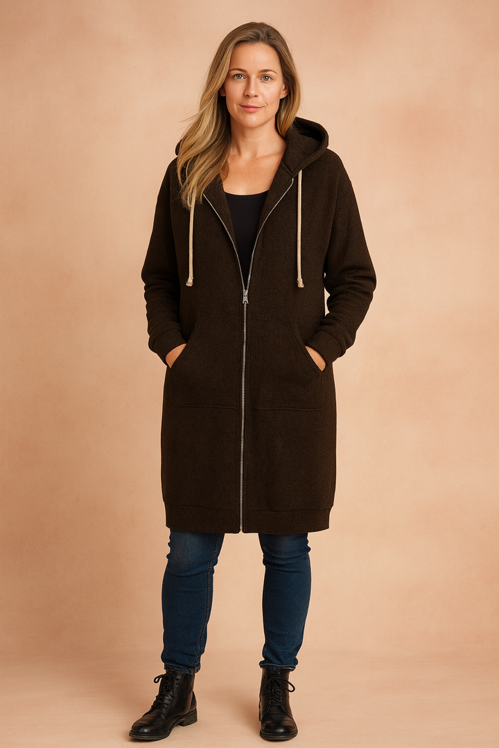 Essential women's long sweater, easily styled for elegant or casual autumn outfits.