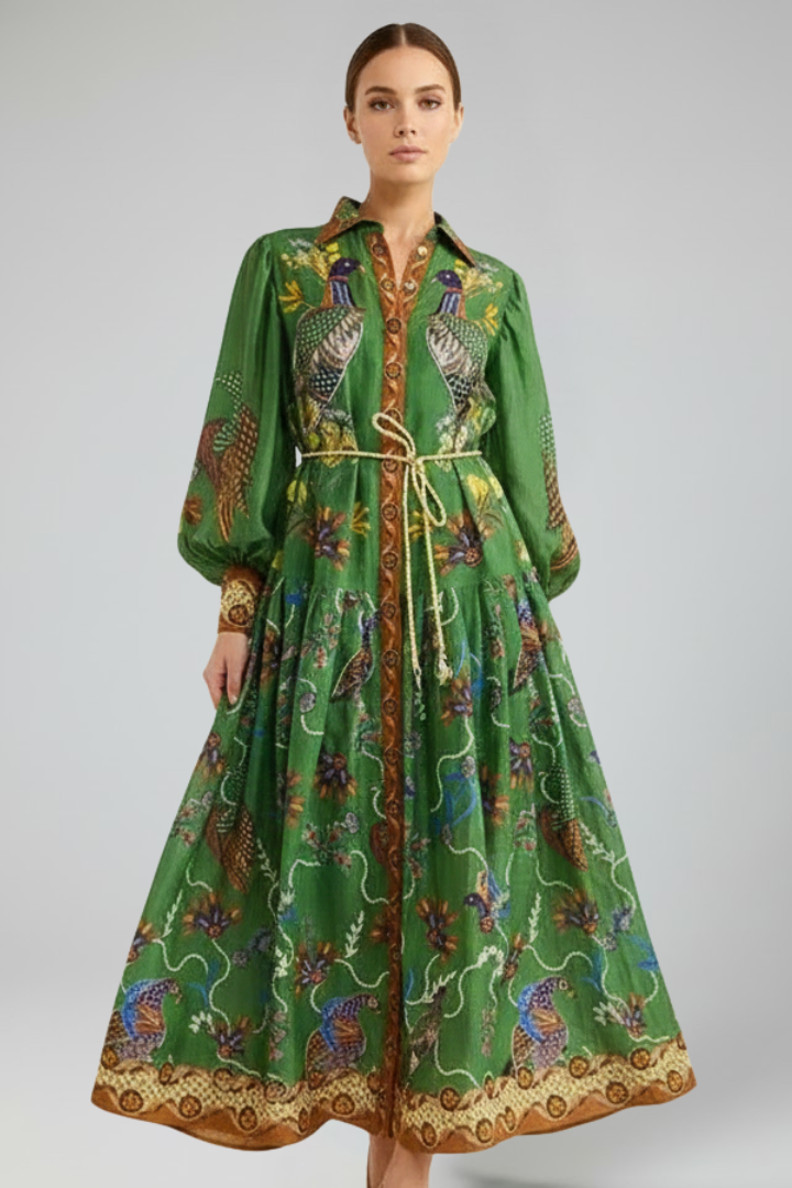 Elegant women's boho printed maxi dress, featuring long sleeves and a stylish V-neck