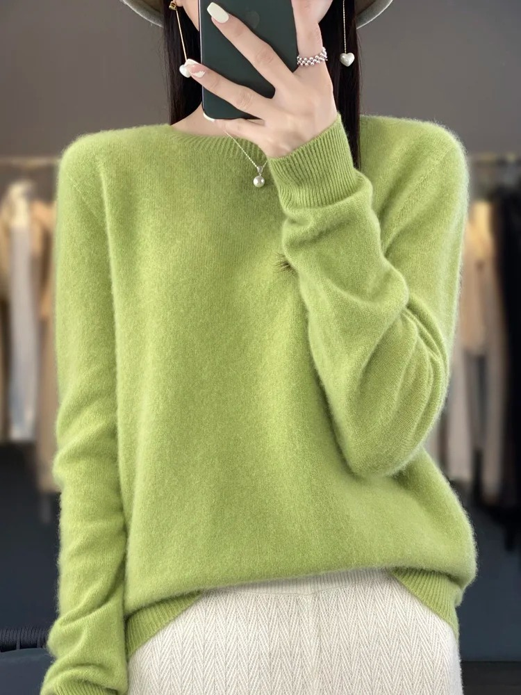 Versatile women's round neck sweater, soft and elegant for daily wear or layering.