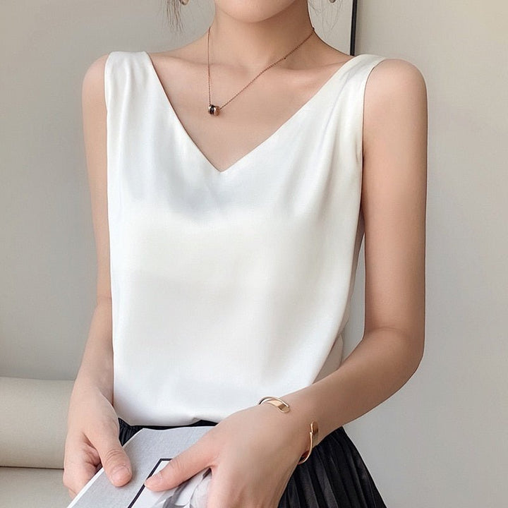 Soft & comfortable women's elegant tank top, an everyday essential for modern style.