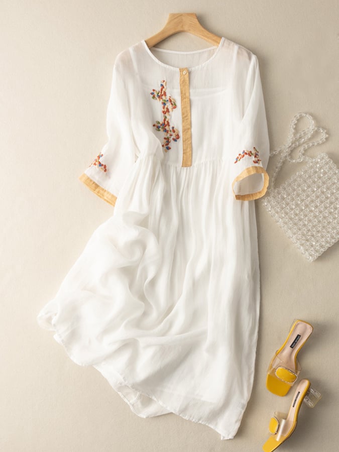 Casual women's ethnic midi dress, cotton blend, featuring detailed embroidery, comfortable fit
