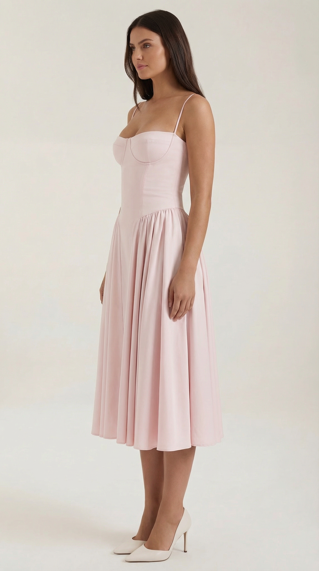 Women's romantic floral midi dress, perfect for garden events, with sweetheart neck.