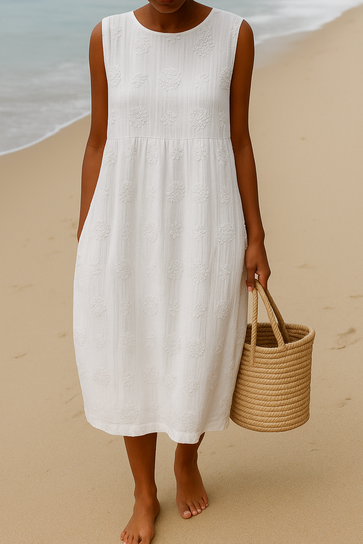 Blue and white floral maxi dress, women's sleeveless style, ideal for summer fashion