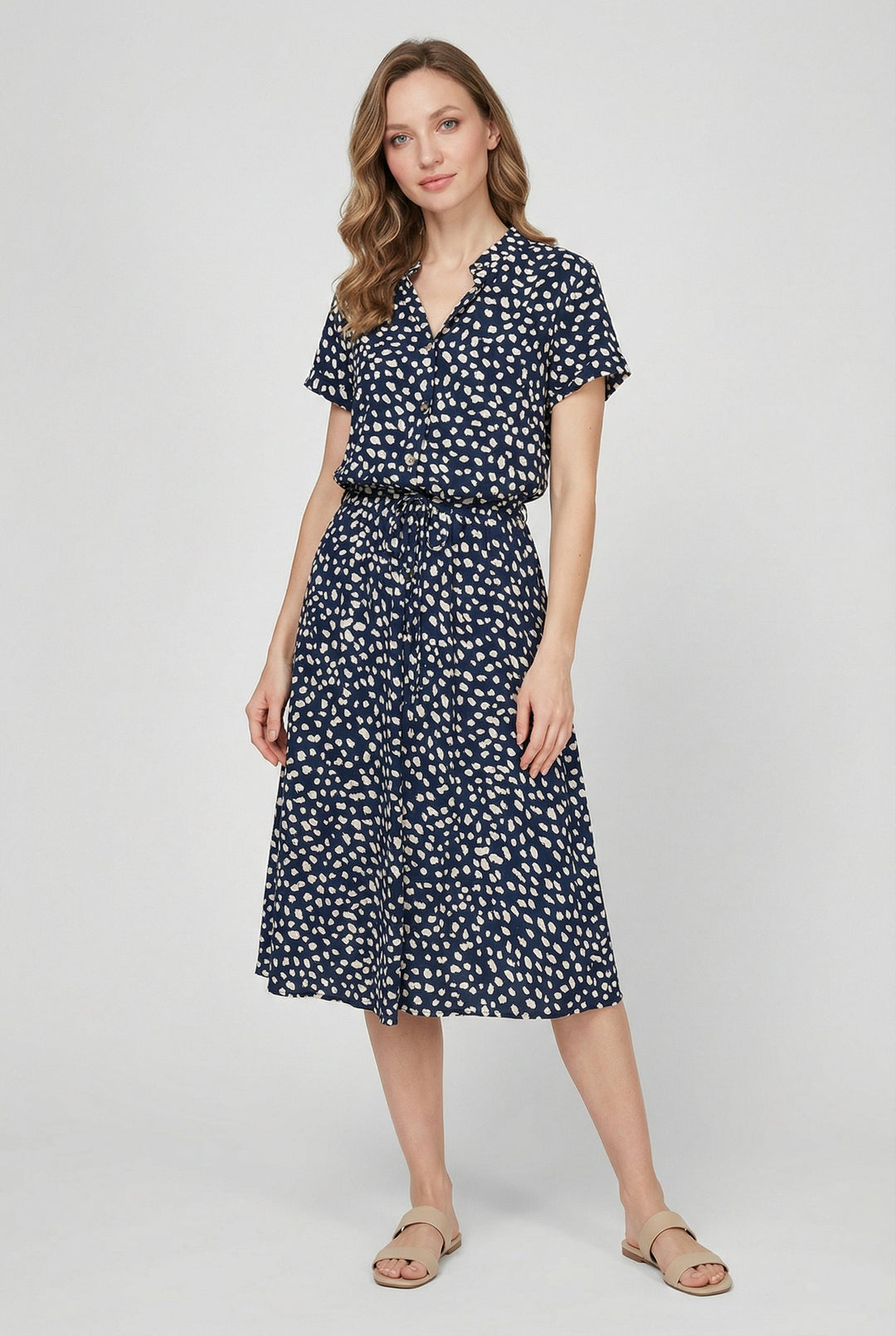 Women's comfortable floral short-sleeve midi dress with a stylish waistband, perfect for warm days.