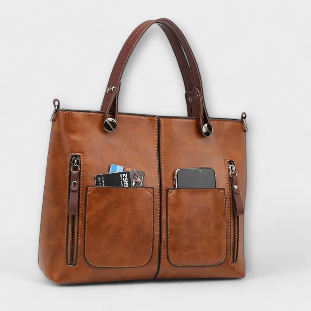 Casual women's shoulder bag, perfect for everyday use, functional design and summer-ready style.
