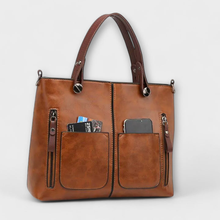 Casual women's shoulder bag, perfect for everyday use, functional design and summer-ready style.