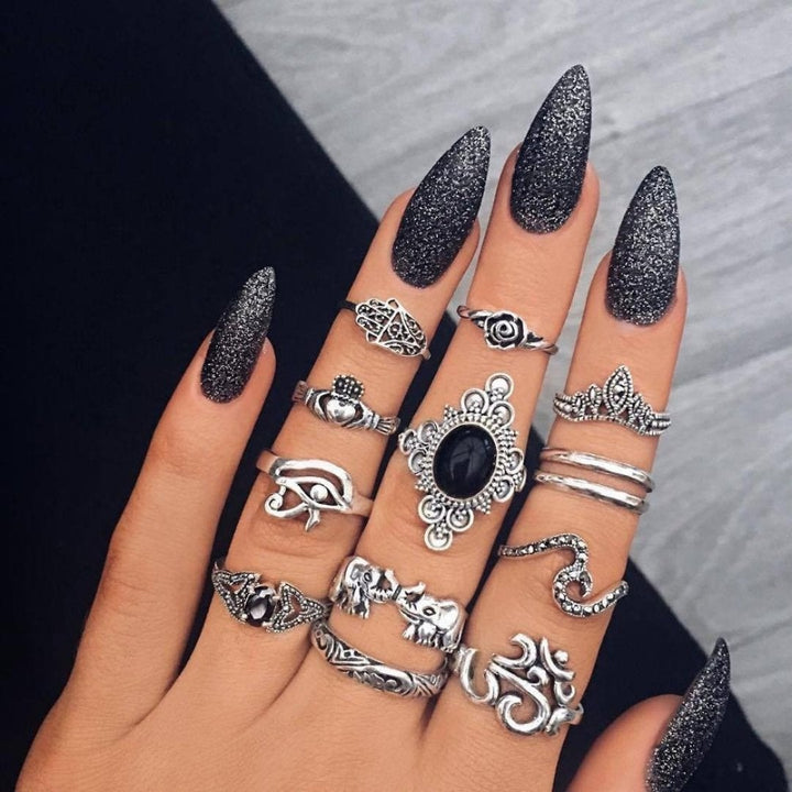 Handmade stackable silver rings, unique designs for women. Elegant and fashionable ring set.