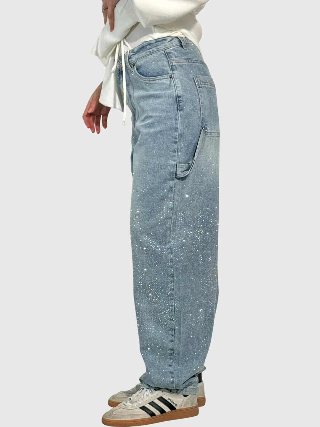 Casual women's high-rise wide-leg jeans with unique sparkle diamond embellishments.