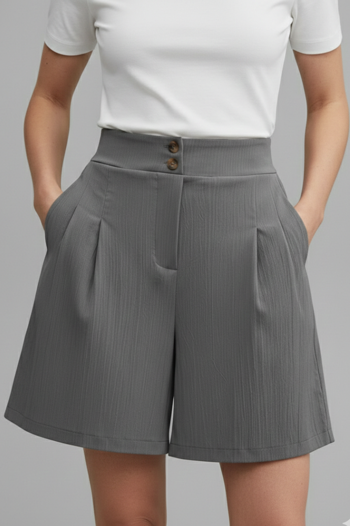 Loose fit high waist wide leg shorts for women, ideal for a relaxed and fashionable summer look.