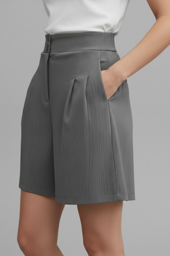 Comfortable women's high waist wide leg shorts in a plain fabric, great for summer outfits.