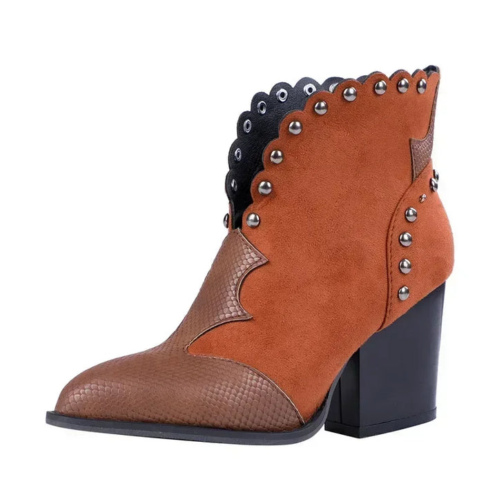 Stylish women's lace-up western boots with pointed toe, perfect for comfortable, versatile cowboy fashion.