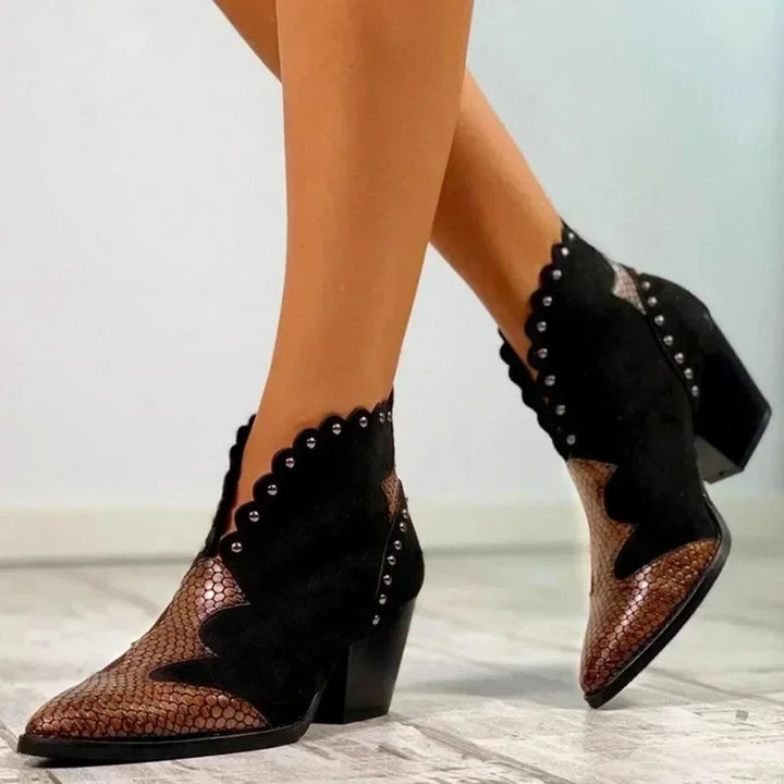 Comfortable women's lace-up cowboy boots, featuring a pointed toe, ideal for authentic western style & casual wear.