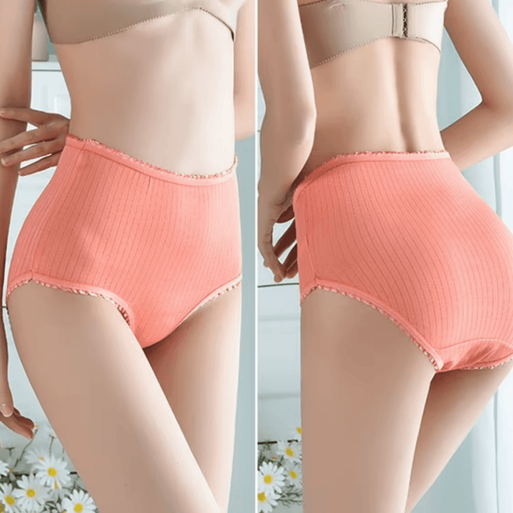 Secure 3-pack of women's leakproof underwear. Breathable silk-cotton briefs offer ultimate daily protection.