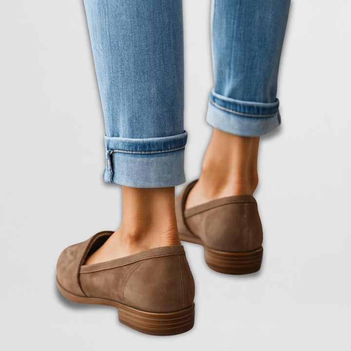 Chic women's leopard print loafers, designed for ultimate comfort. Easy slip-on style for any season.