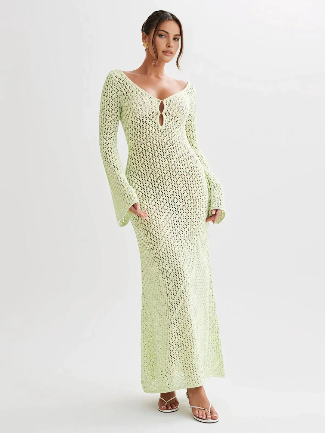 Versatile women's beach cover-up dress; great for travel, beachwear, or a relaxed summer outfit.