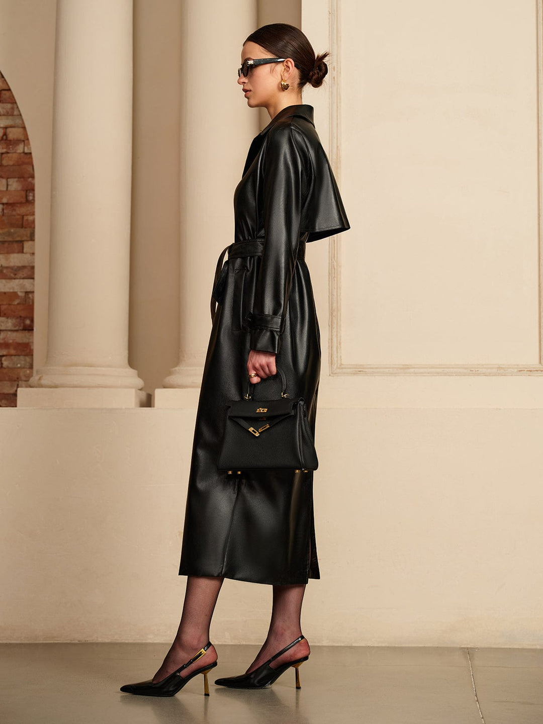 Belted women's summer jacket, lightweight and chic, perfect stylish outerwear for modern fashion.