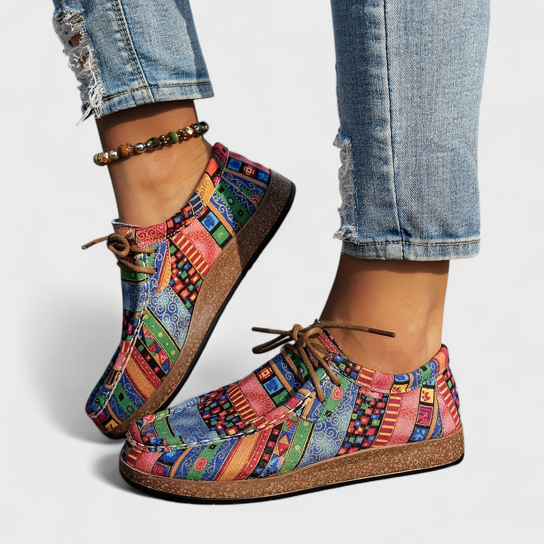 Stylish blue women's lightweight sneakers, ideal for walking and everyday wear