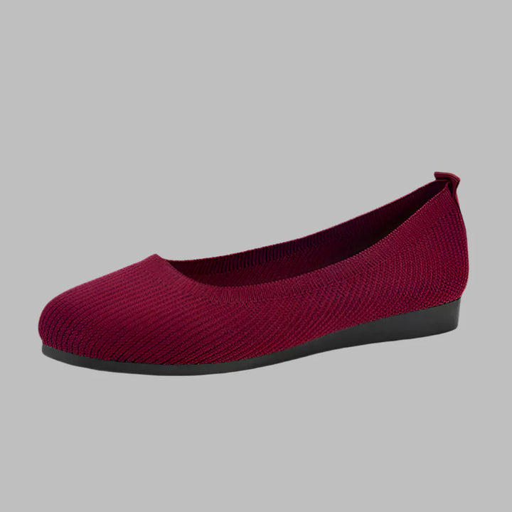 Front view of women's breathable orthopedic summer shoes, highlighting the spacious toe box for comfort.
