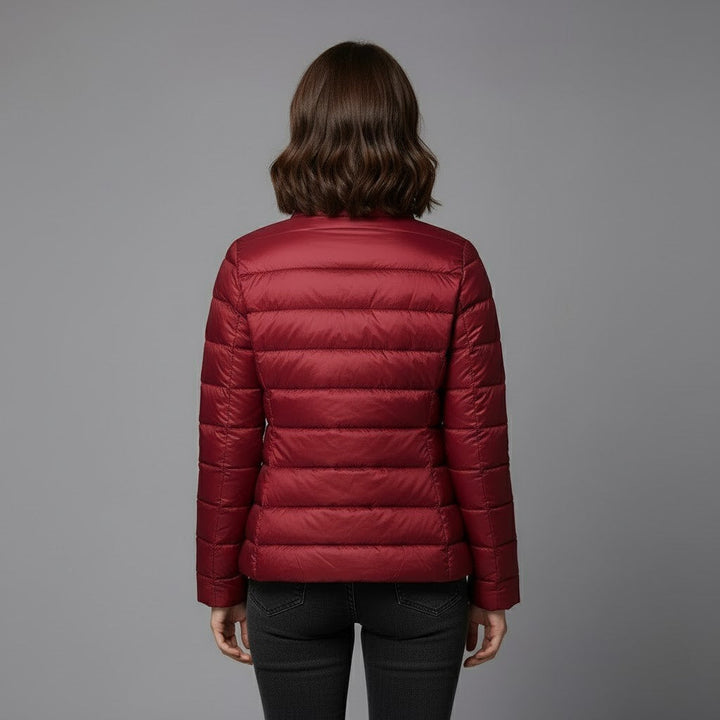 Stylish women's insulated winter jacket, a lightweight choice for modern fashion