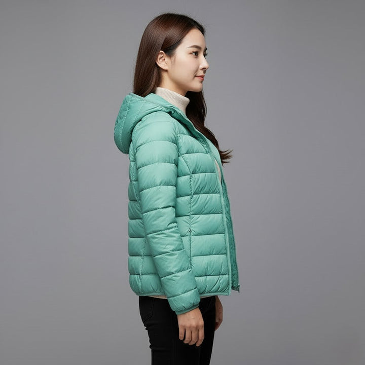 Insulated women's winter jacket, lightweight and padded for comfort and warmth