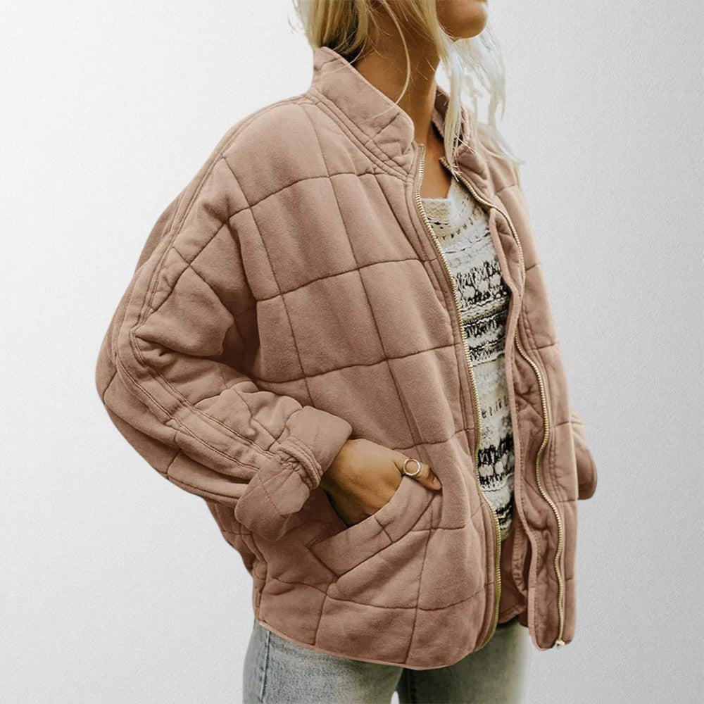 Fashionable women's Zelda quilted jacket, lightweight outerwear for transitional weather.