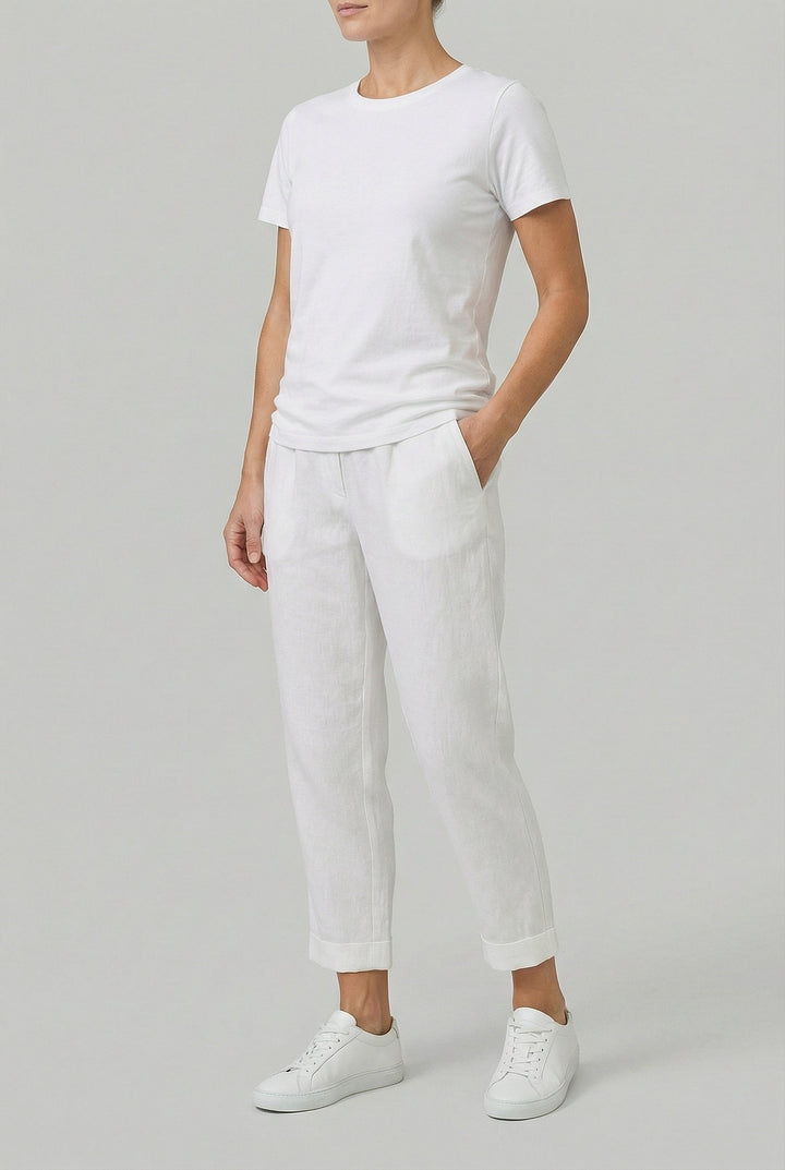 Women's lightweight straight-leg trousers, casual relaxed fit, everyday comfort.