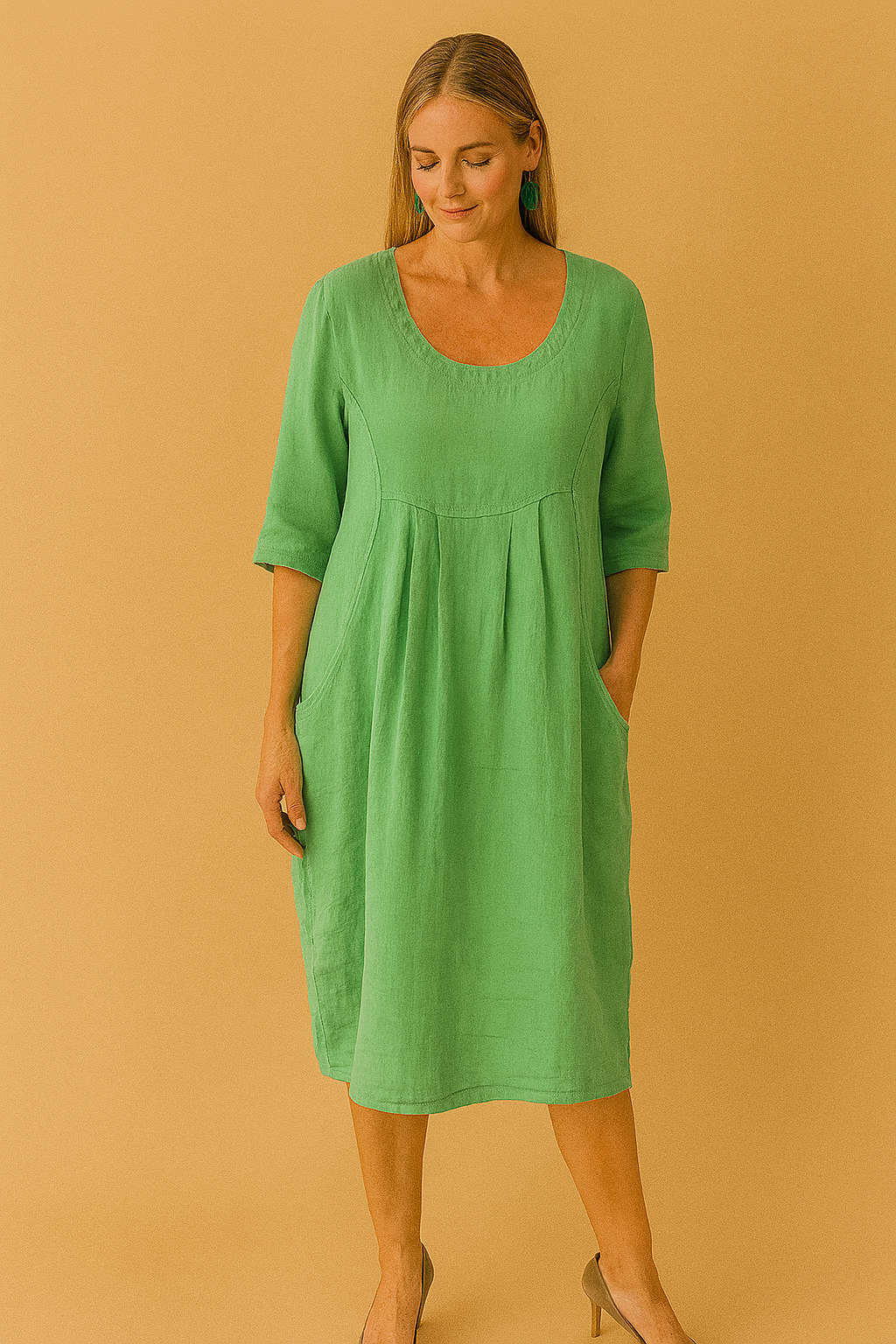 Chic women's loose-fit summer dress with a round neckline, short sleeves & practical side pockets.
