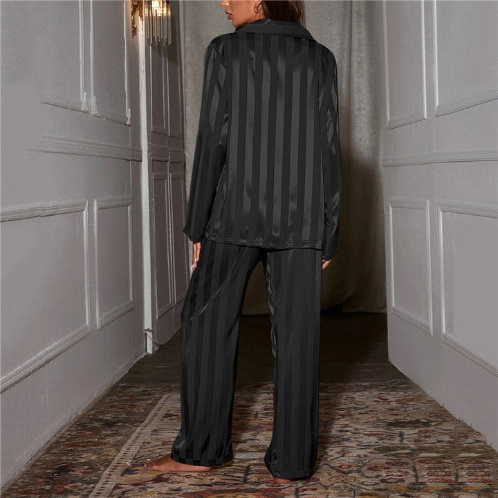 Cozy women's sleepwear set, luxury comfort for serene nights. Elegant design.