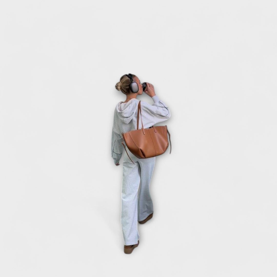 Forest green women's modern handbag, spacious and perfect as an everyday shoulder bag